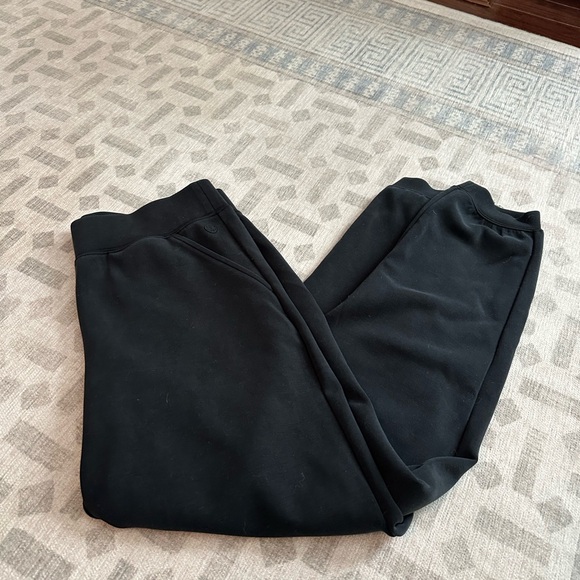 Lilly Pulitzer Aveena jogger pant - Picture 3 of 4